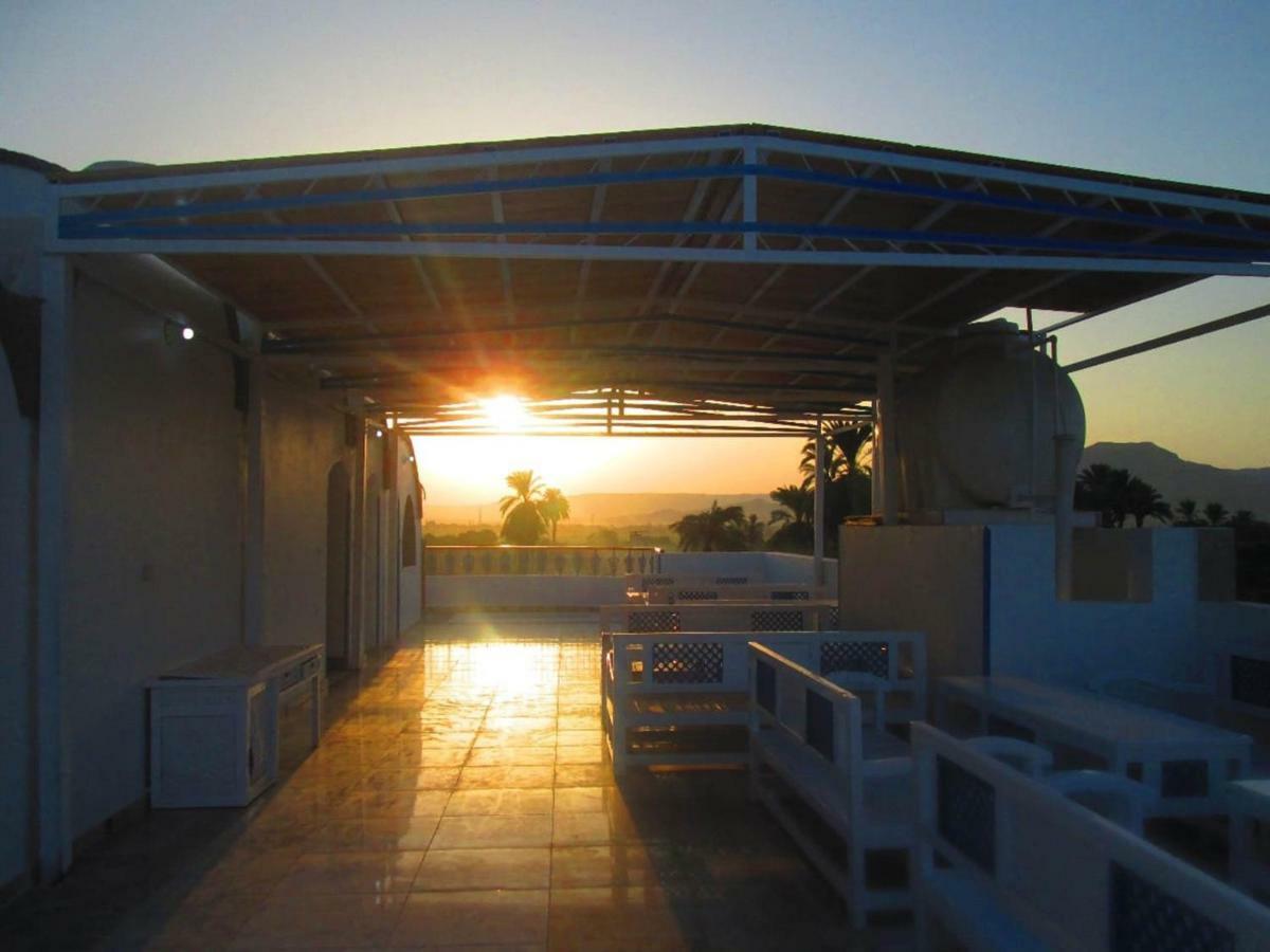 Moon Valley Apartments Luxor Esterno foto